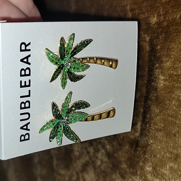 BaubleBar Tropical Palm Earrings with Green and Gold NWT - Picture 3 of 13